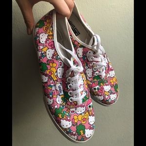 Hello Kitty Vans